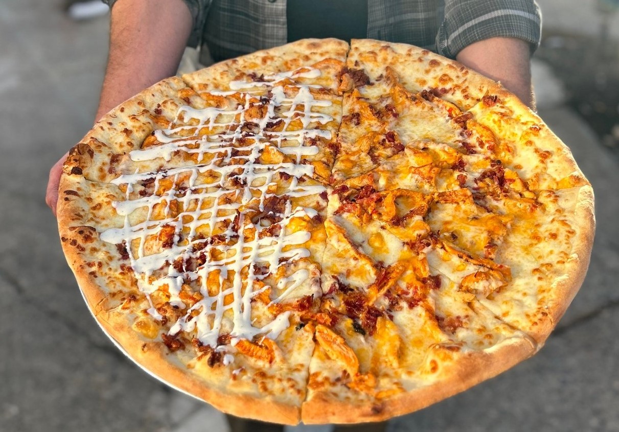 Things To Do Luigi's Sports Bar & Pizzeria