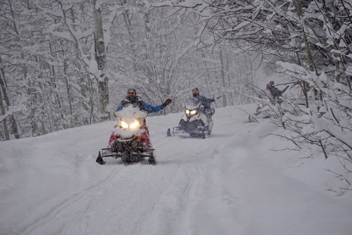 Things To Do Snowmobiling