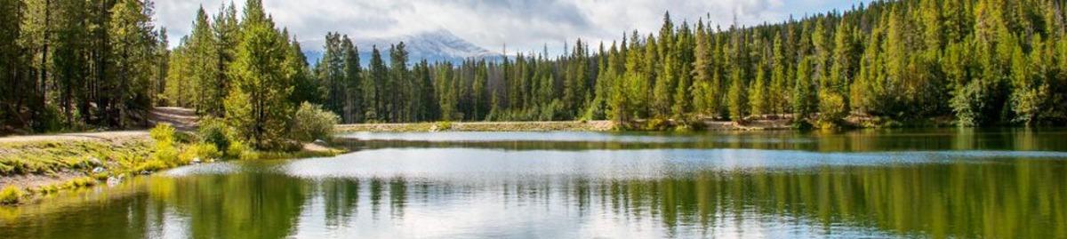 the sawmill reservoir hike in breckenridge is popular for those staying nearby in the four oclock neighborhood